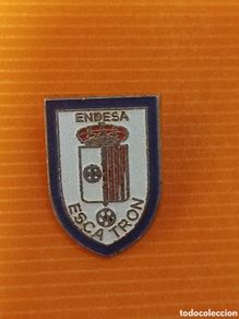 Coleccionismo deportivo: INSIGNIA DE FUTBOL CD ENDESA ESCATRON.ZARAGOZA